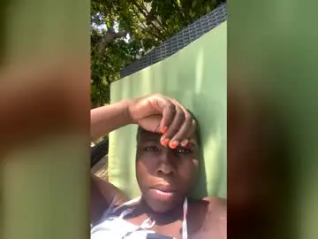 Queenebba  live sex cam