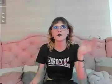 Rossiie_hunt_  live sex cam