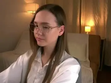 Sara_whooops  live sex cam