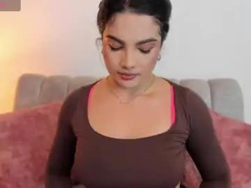 Tharaaa_1  live sex cam