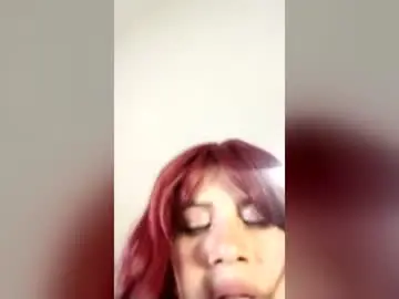 Yuyis111  live sex cam