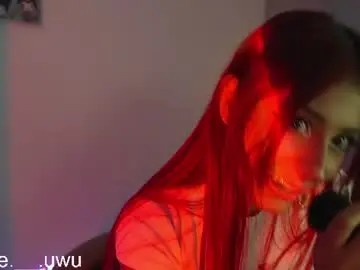 Cloe__hills  live sex cam