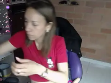 Cristin_doll  live sex cam