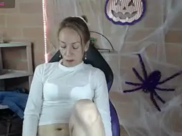Cristin_doll  live sex cam