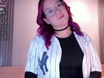 Emily_5weet  live sex cam