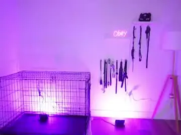Evasavage  live sex cam