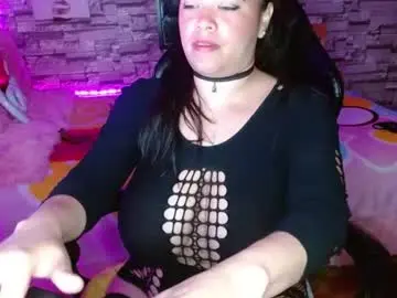 Jhulia_hill  live sex cam
