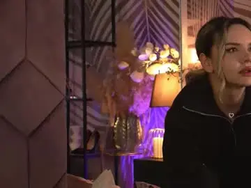 Katjolie  live sex cam