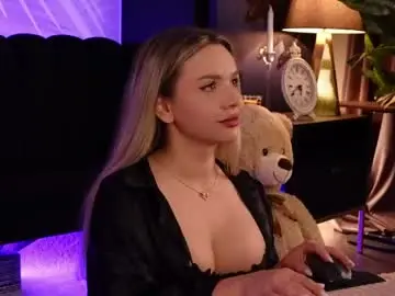 Katjolie  live sex cam