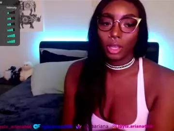 Laylaariana  live sex cam