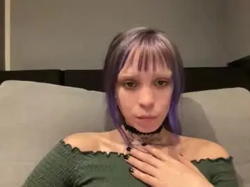 Lole6913  live sex cam