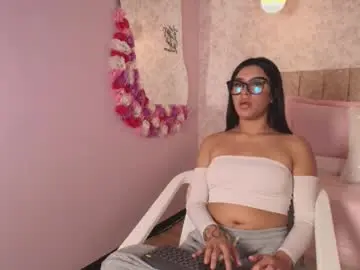 Lovely_julls  live sex cam