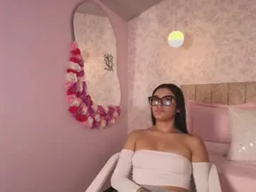 Lovely_julls  live sex cam