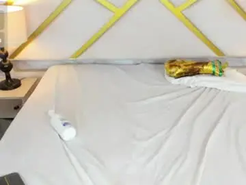 Michellebronx  live sex cam