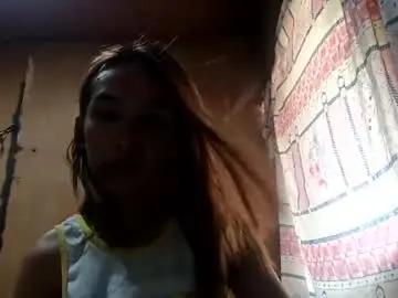 Ur_love_ella  live sex cam