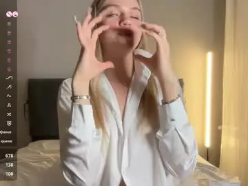 Alexadevilicious  live sex cam