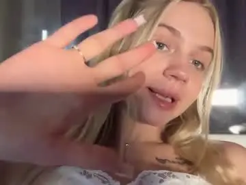 Alexadevilicious  live sex cam