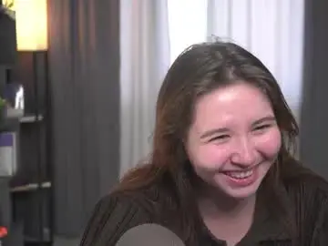 Angelluke  live sex cam