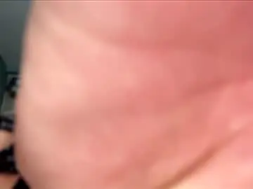 Belahots_25  live sex cam
