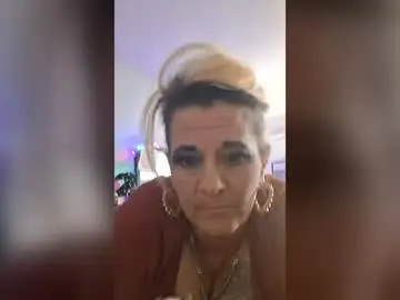 Ceraknightgreco  live sex cam