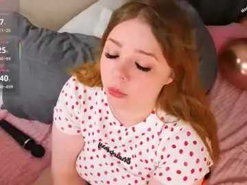 Chubbykit1y  live sex cam