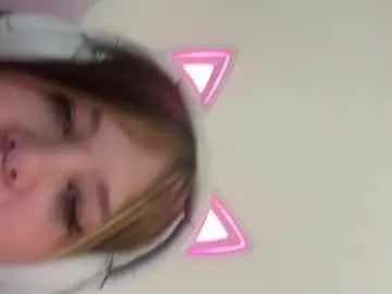 Constancecovil  live sex cam