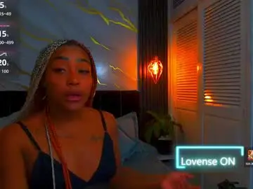 Kiimara  live sex cam
