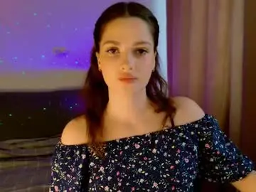 Kiravair  live sex cam
