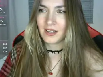 Naughty_popa  live sex cam