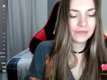 Naughty_popa  live sex cam