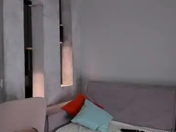 Pixiesdoll  live sex cam