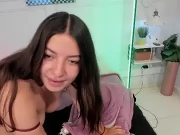 Sara_deen  live sex cam