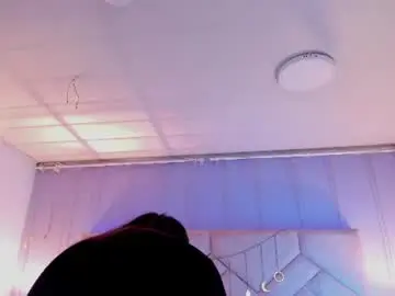 Sara_deen  live sex cam