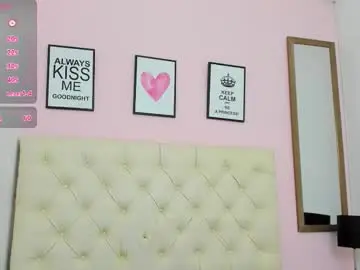 Taliananewton  live sex cam