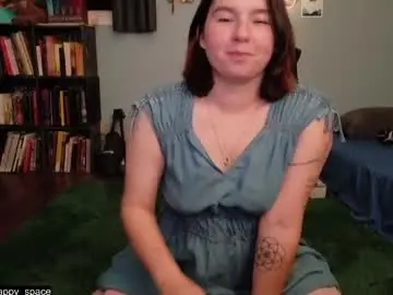 The_happy_space  live sex cam