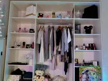 Twinkle_toes_  live sex cam