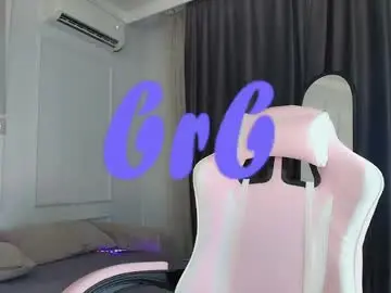 Jasmilee  live sex cam