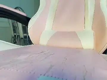 Jasmilee  live sex cam