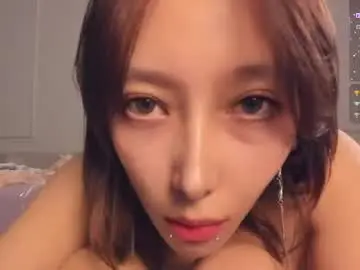 Jasmilee  live sex cam
