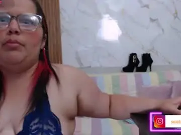 Kiara_scottt  live sex cam