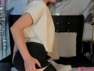 Laurablue_  live sex cam