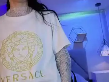 Lhiamfitt10  live sex cam