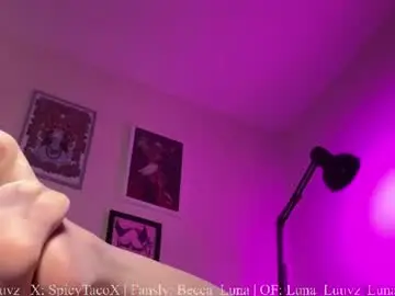 Luna_luuvz  live sex cam
