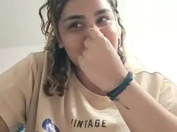 Nyalgasai1  live sex cam