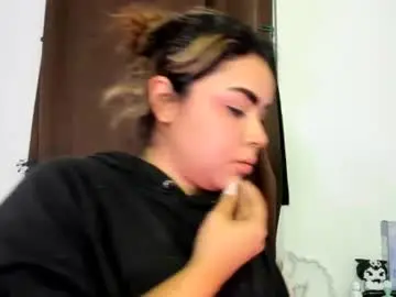 Nyalgasai1  live sex cam