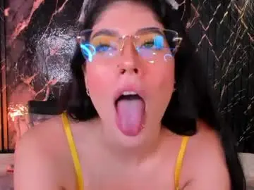 Vittoria__rossi  live sex cam
