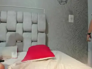 Yerly_luna_  live sex cam