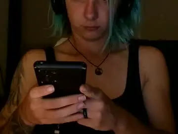 Backuphoney  live sex cam