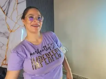 Big_tits_in_your_face  live sex cam