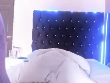 Girlytiny  live sex cam